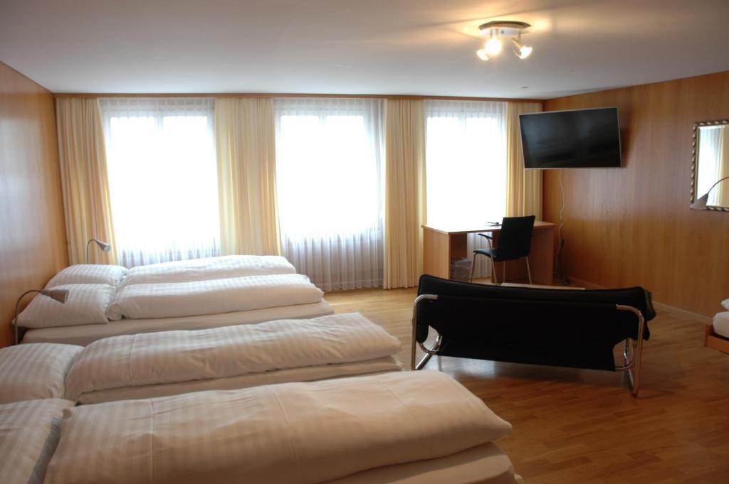 Hotel Weisses Kreuz St. Gallen Zimmer foto